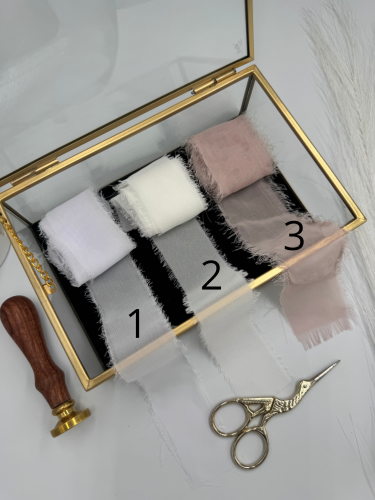 Wstążki szyfonowe do winietek ślubnych