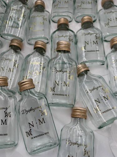 upominek dla gości weselnych personalizowany alkohol