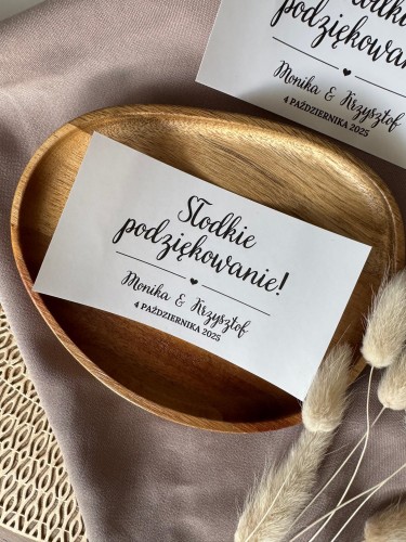 Personalizowana naklejka z imionami Pary Młodej na ciasto weselne