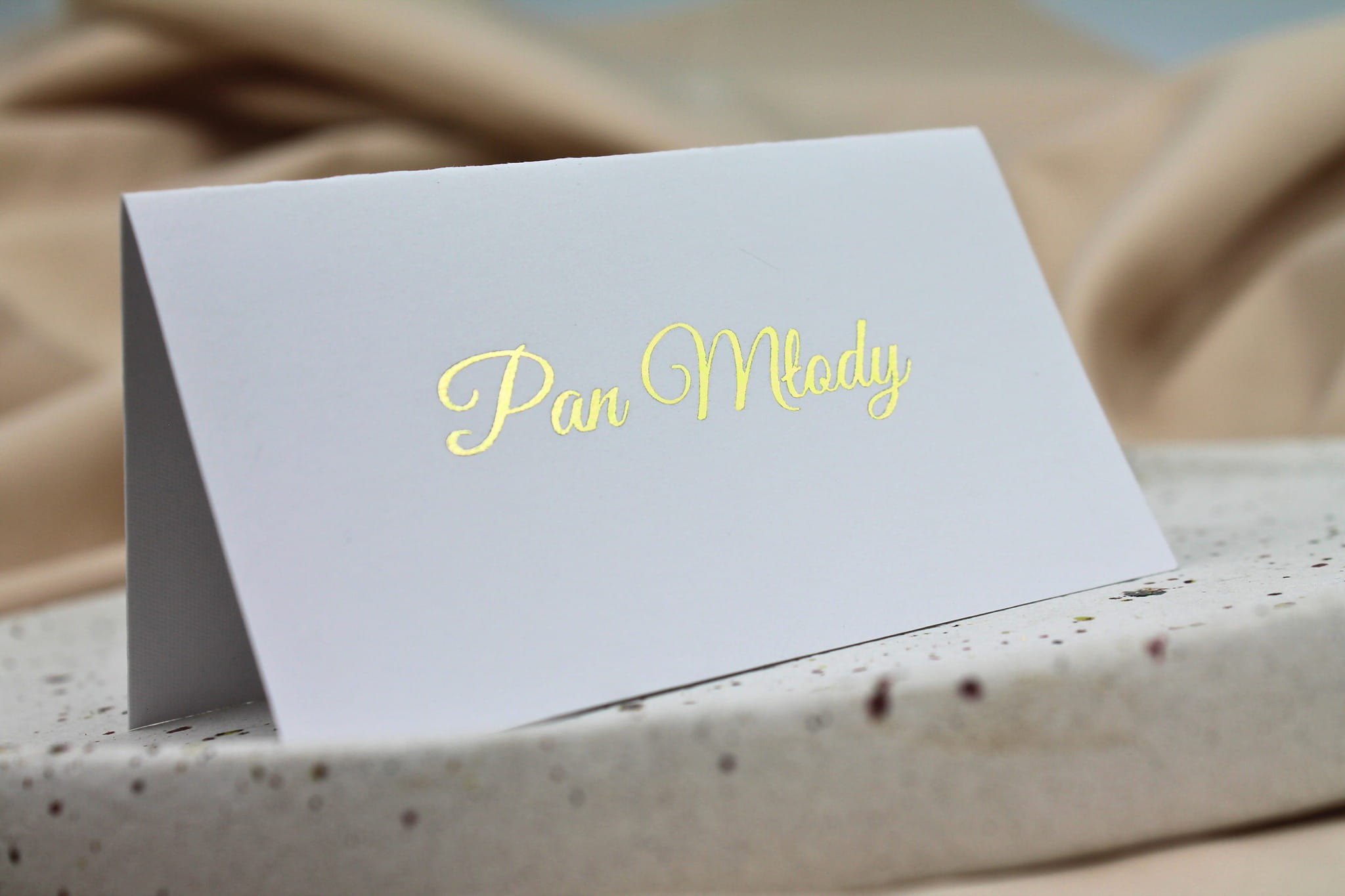 Winietki ślubne eleganckie złocone