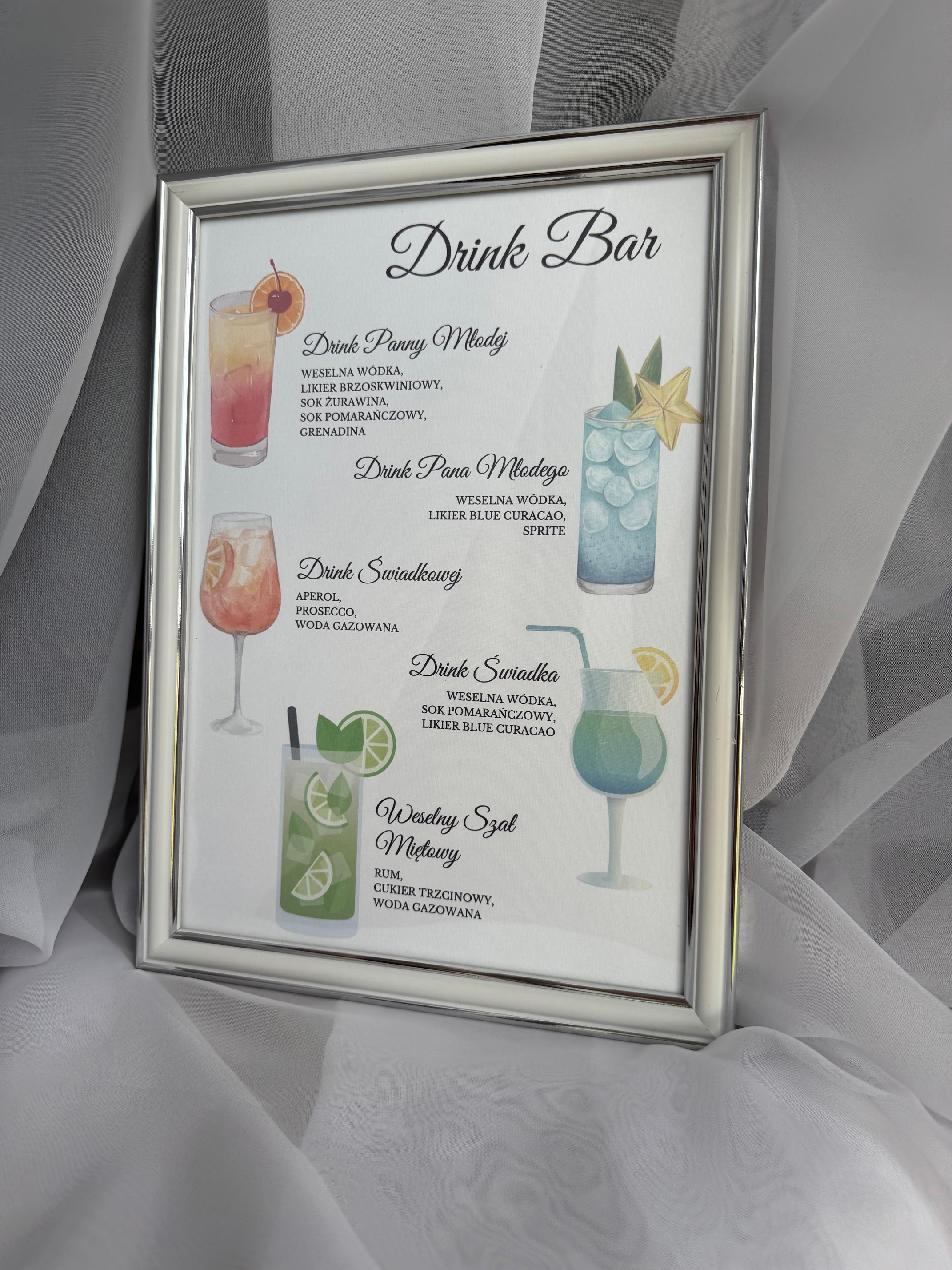 Tabliczka Drink Bar w srebrnej ramce z menu koktajli